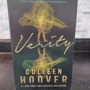 Verity Coleen Hoover Paperback